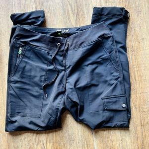 Healing Hands 360 black jogger scrub pants size small